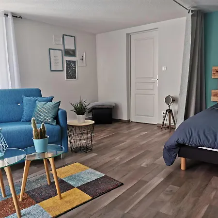 Carpe Diem - Cote-montagnes アパート